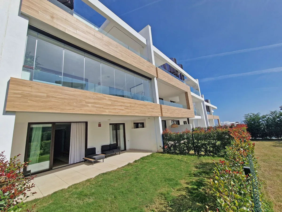 043874ef-809d-4071-9ca0-4f15d0450f54