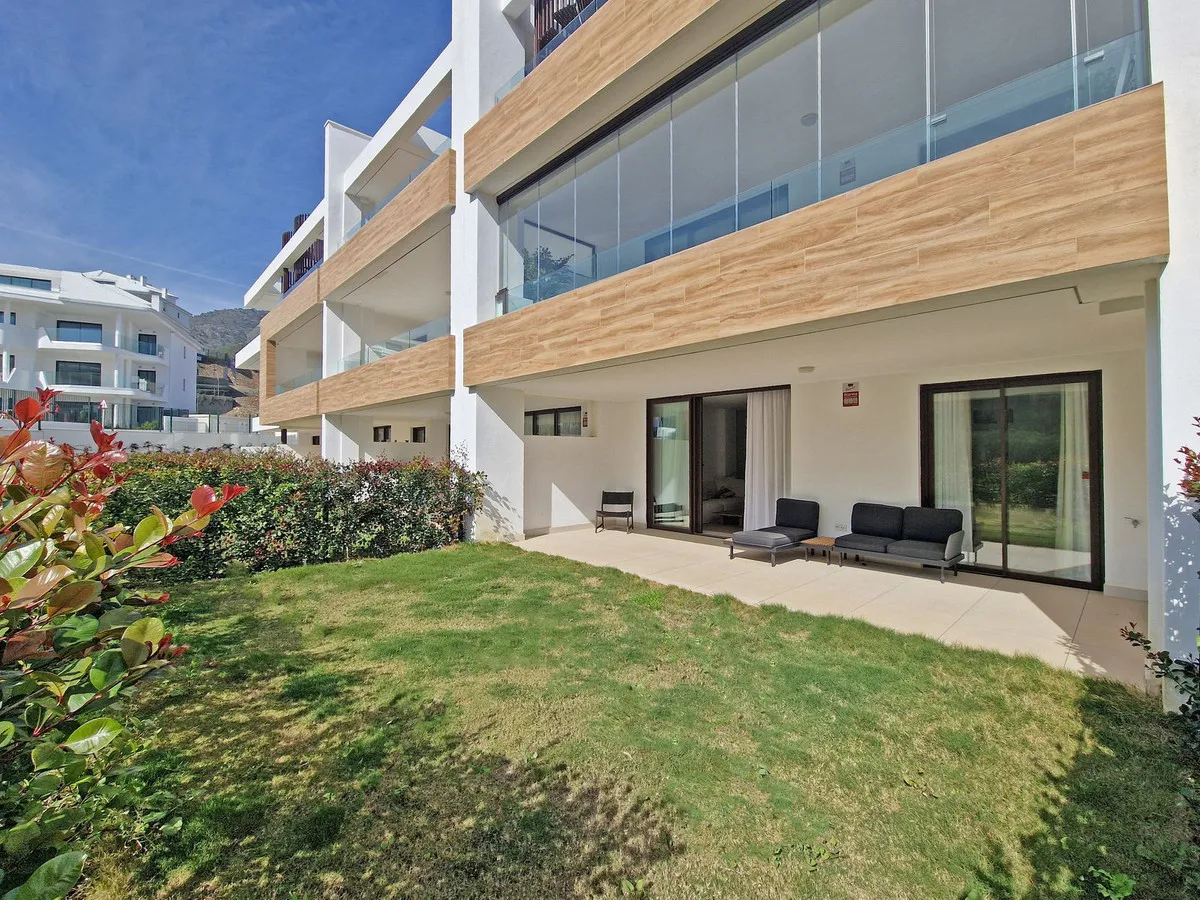 27b0cf0c-4dfb-43fa-b649-bb7e9f480611