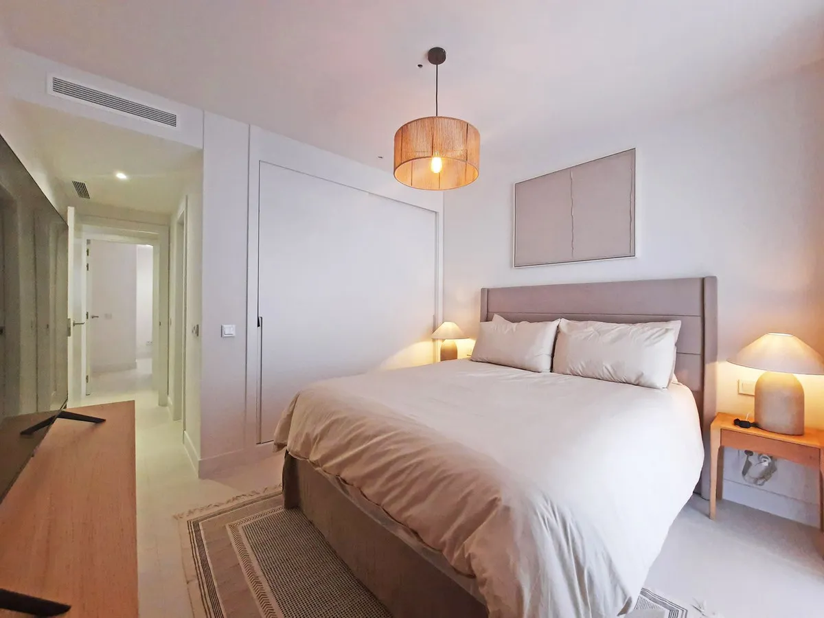 38ad4321-d553-4deb-9f08-36fb4cdb189f