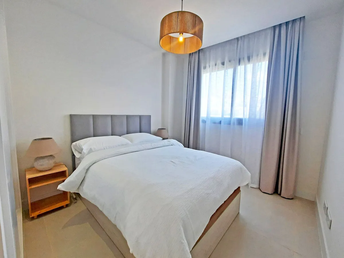 b41d4e41-3fd9-4bfd-a570-595a6c5f536f