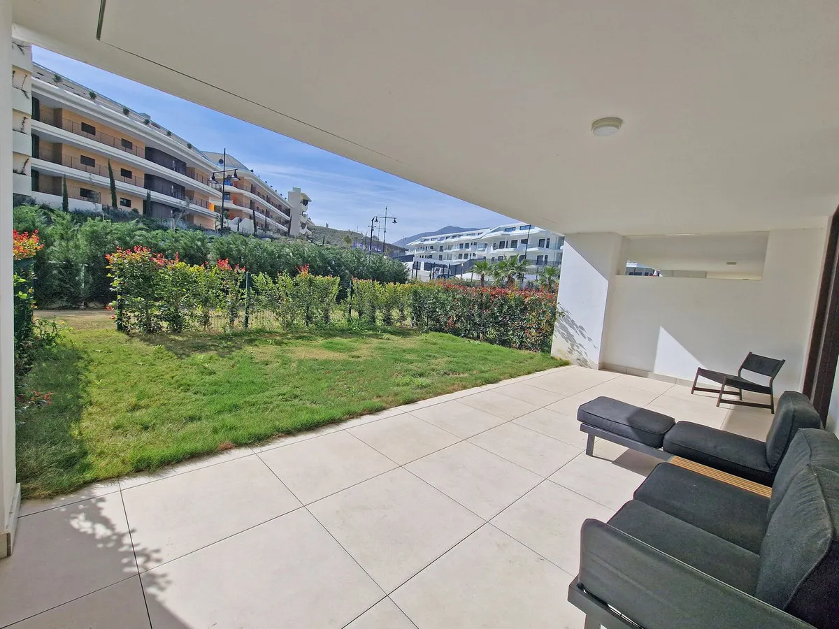 bcf3e592-d3c1-4be6-a42d-8127e304da72