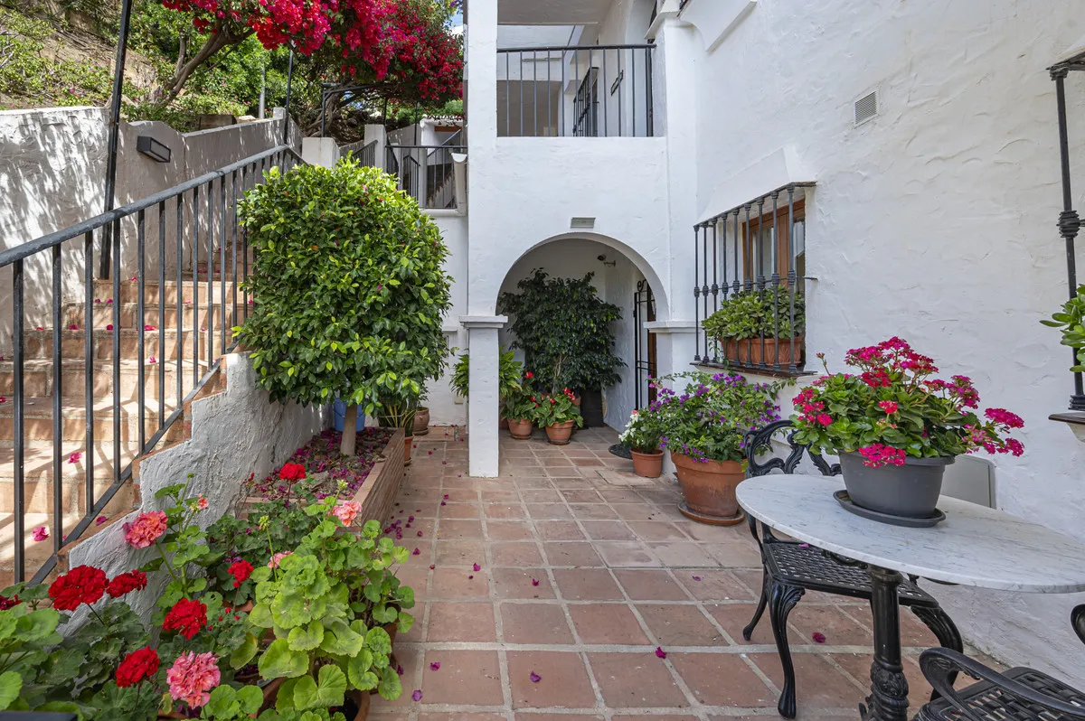 978f0055-8ff1-4b8c-87a1-3905eac2950c