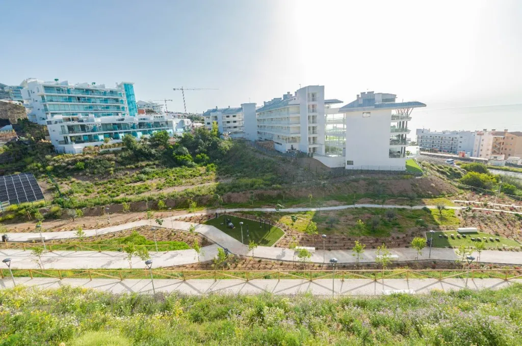 1a8d572a-e74e-4824-9cce-3d734b39dc8a