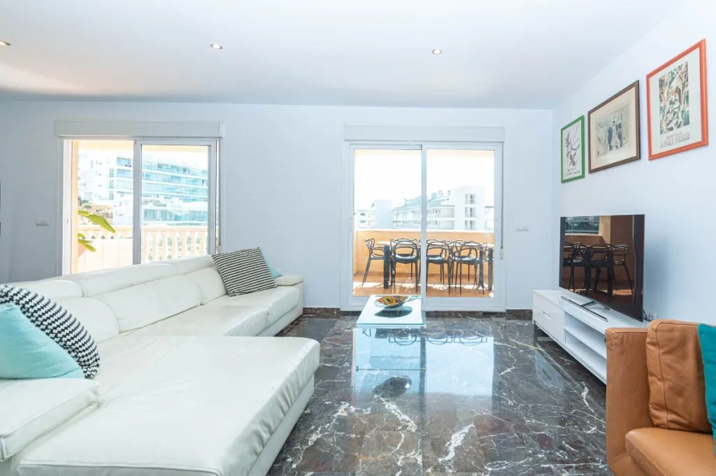 682714e5-60e5-4989-8b86-a07c51752399