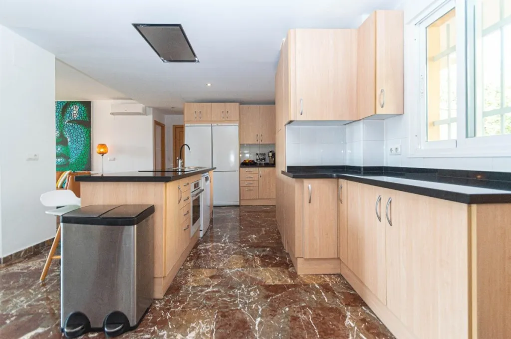 abb41309-8863-4840-be13-27ff0d042176