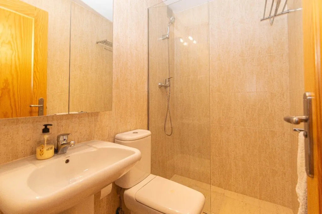 b3c47a62-996b-4c50-ba5d-6bb8d4f092b2