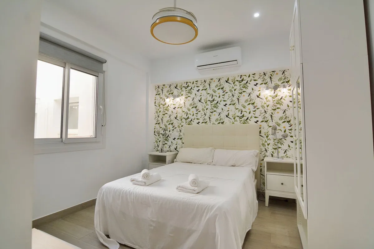 65f51f87-b06f-40f3-b8bb-7eed8a69d0f9