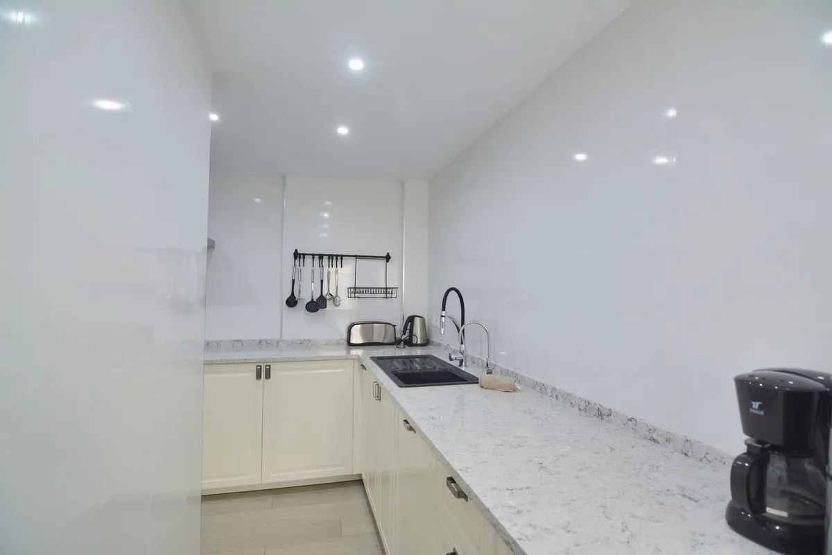 7ccf2983-5dbe-44f5-9c6a-7dc29a895ac8