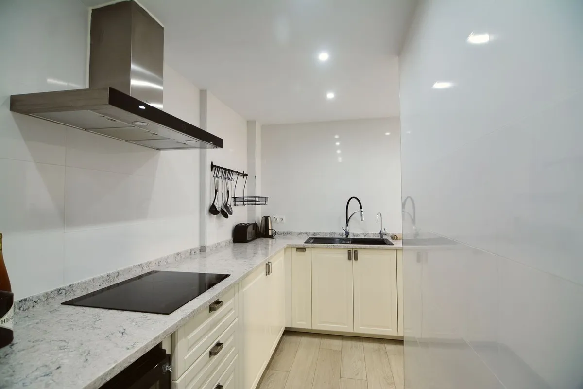 c1fc27d9-3634-4fd5-8ff8-d24516b8c072