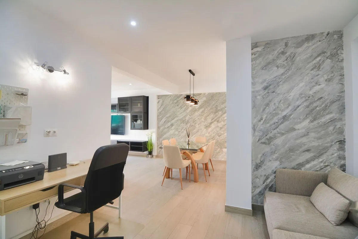 d4cb76e3-3045-4159-98a1-a72617d1c70e