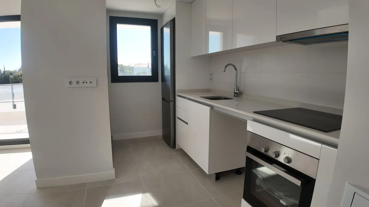 2c1fa3ea-55a1-4ae8-84d2-1f8e0716f9df