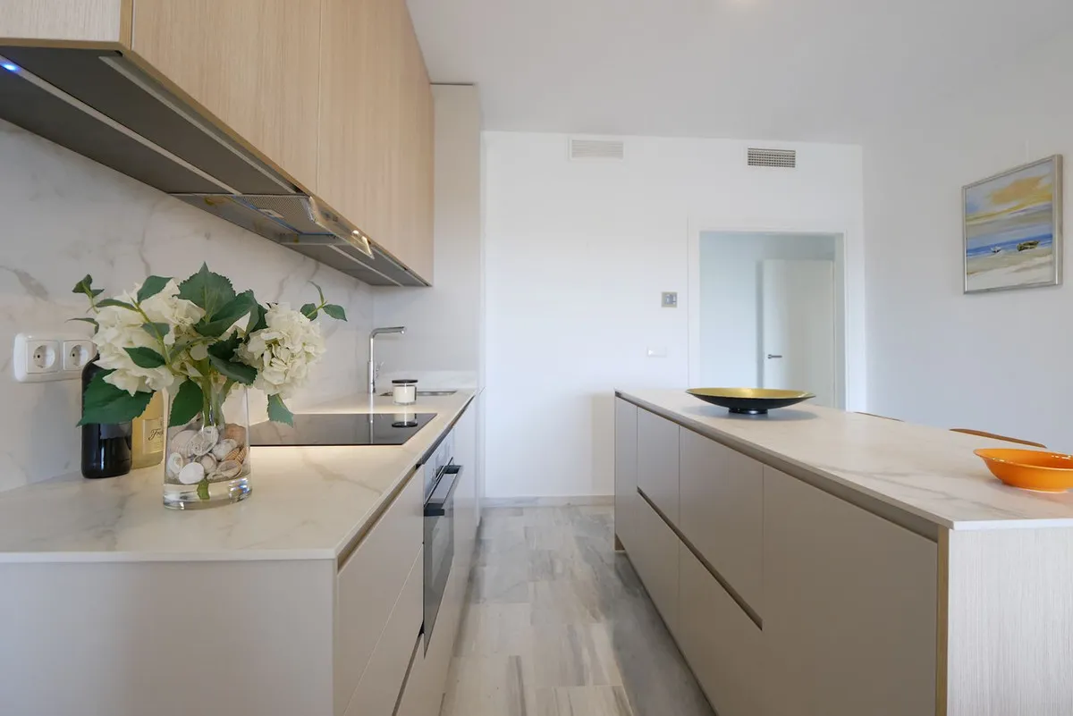 3b266146-e5ef-44e3-ae31-72701055df4c