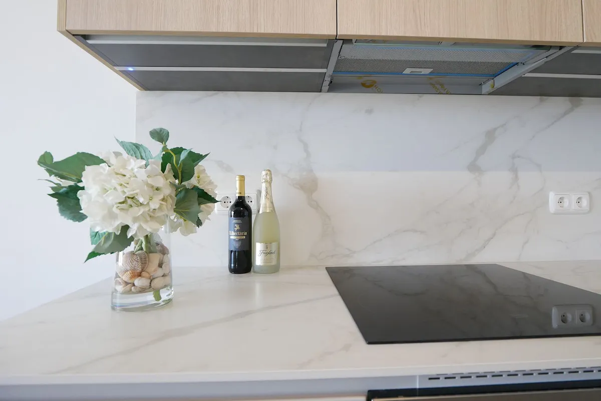 6567acde-72f2-4131-af6a-44543a220b14