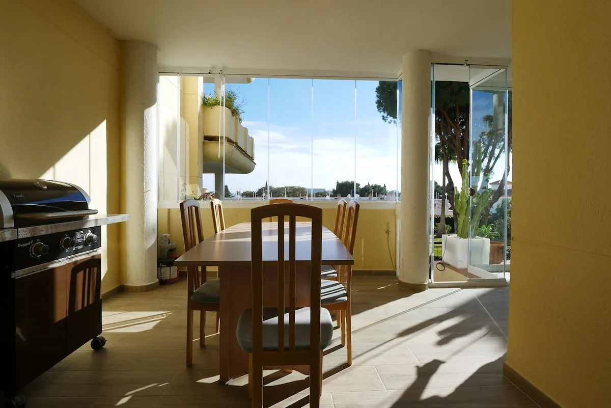 cb9233f6-a641-4eec-8457-b457bd6c4ecb