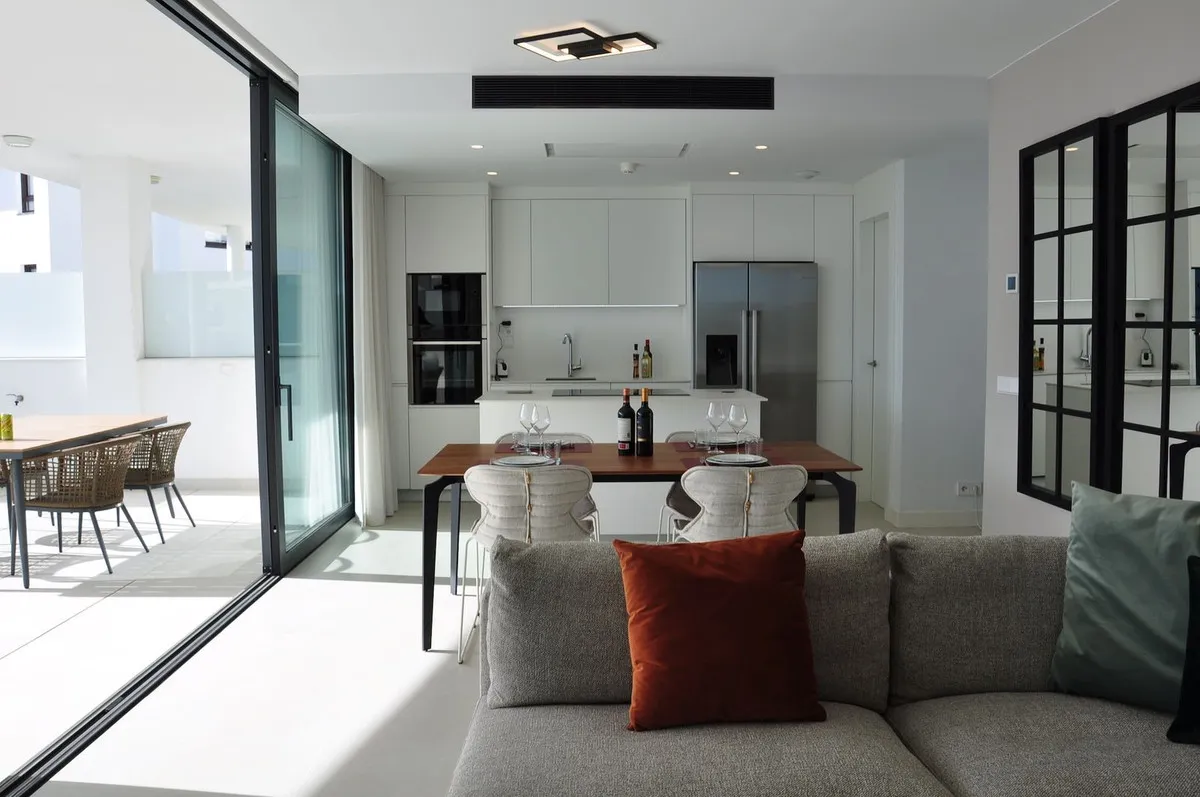 8f2f0b6a-737a-49d3-a8dd-6345b061ee9b