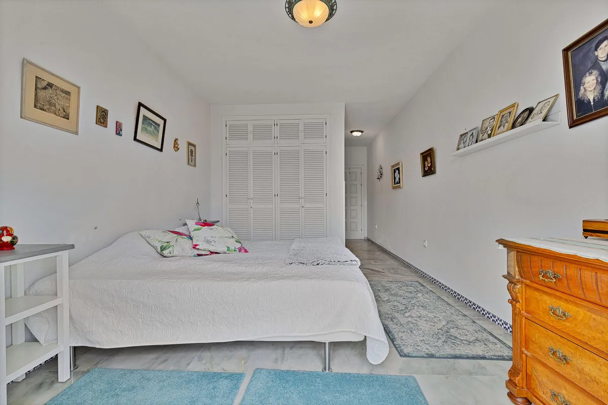 4c9190db-6dd4-4662-b253-92f452384476