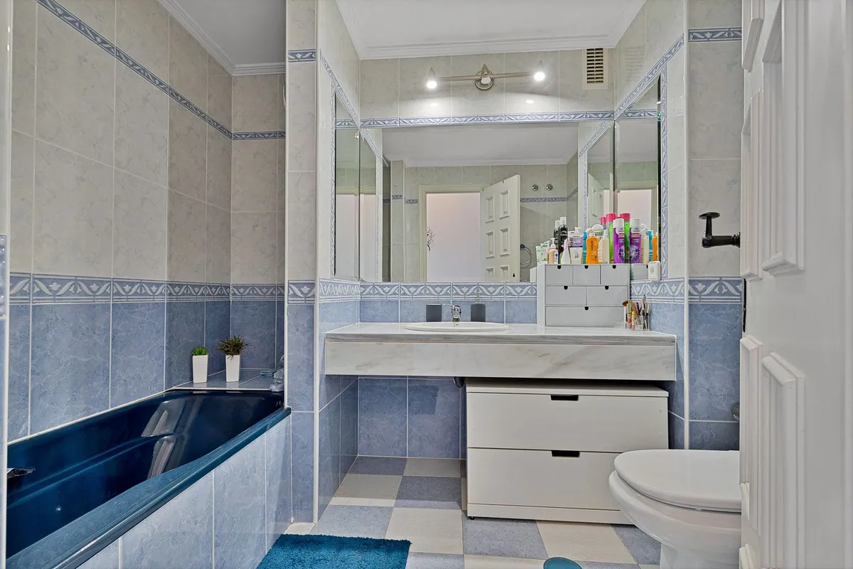 65eca344-5776-41e6-a505-dcdbb9f1d28b