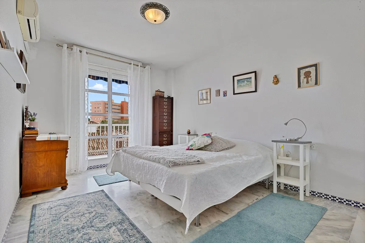 f8fc3e71-cbde-4154-80ce-411d1fe1cf2c