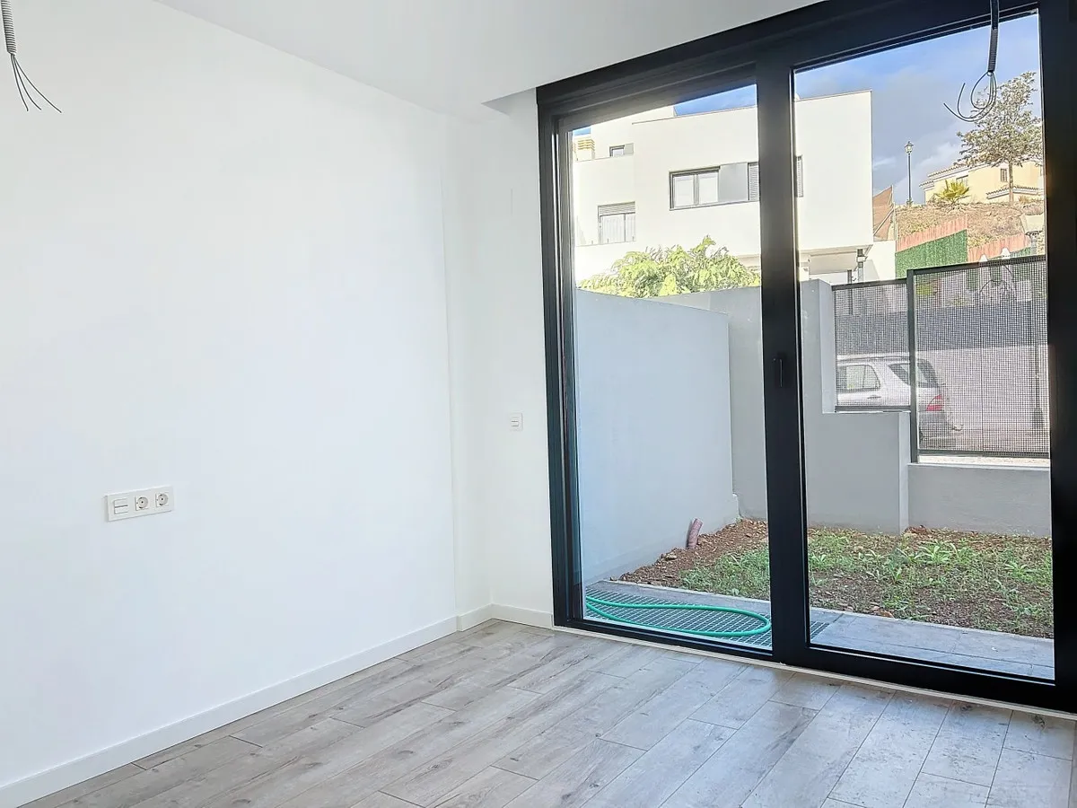 f29601dd-9d5a-4ed3-ab3e-ef30bb2f1dbf