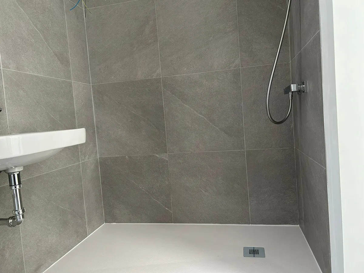 24cf26e8-6a87-4b06-bb99-31b2d1fc275e