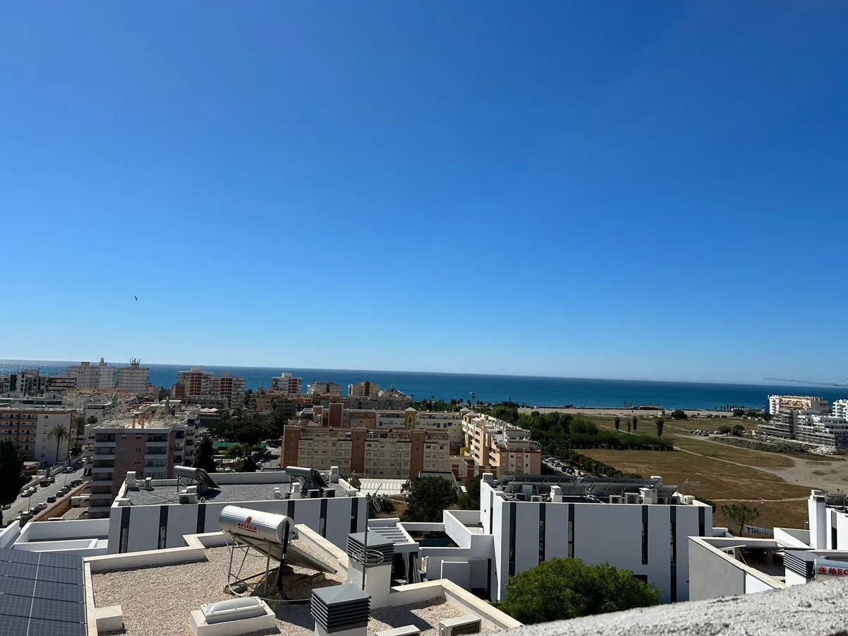 5894ff1d-5a3d-48a3-941c-02bb7a2a6159