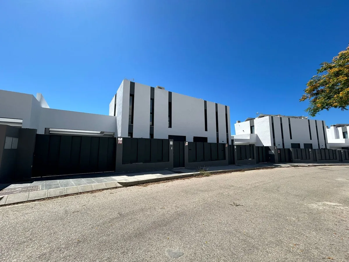 7a7e4f6d-3709-4a9e-bb42-04d6a9370de4