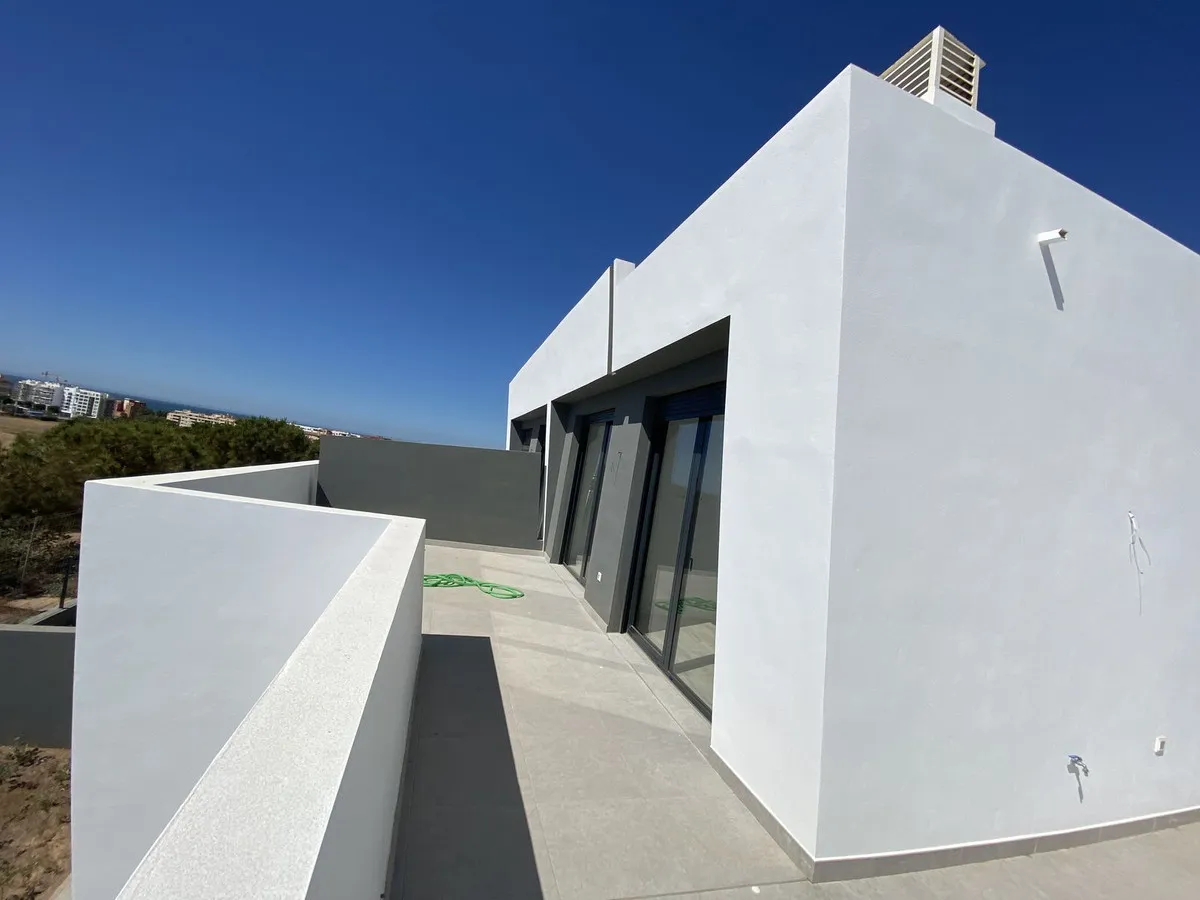 9f16c54d-d668-42de-9d96-e9c4dc722d7a