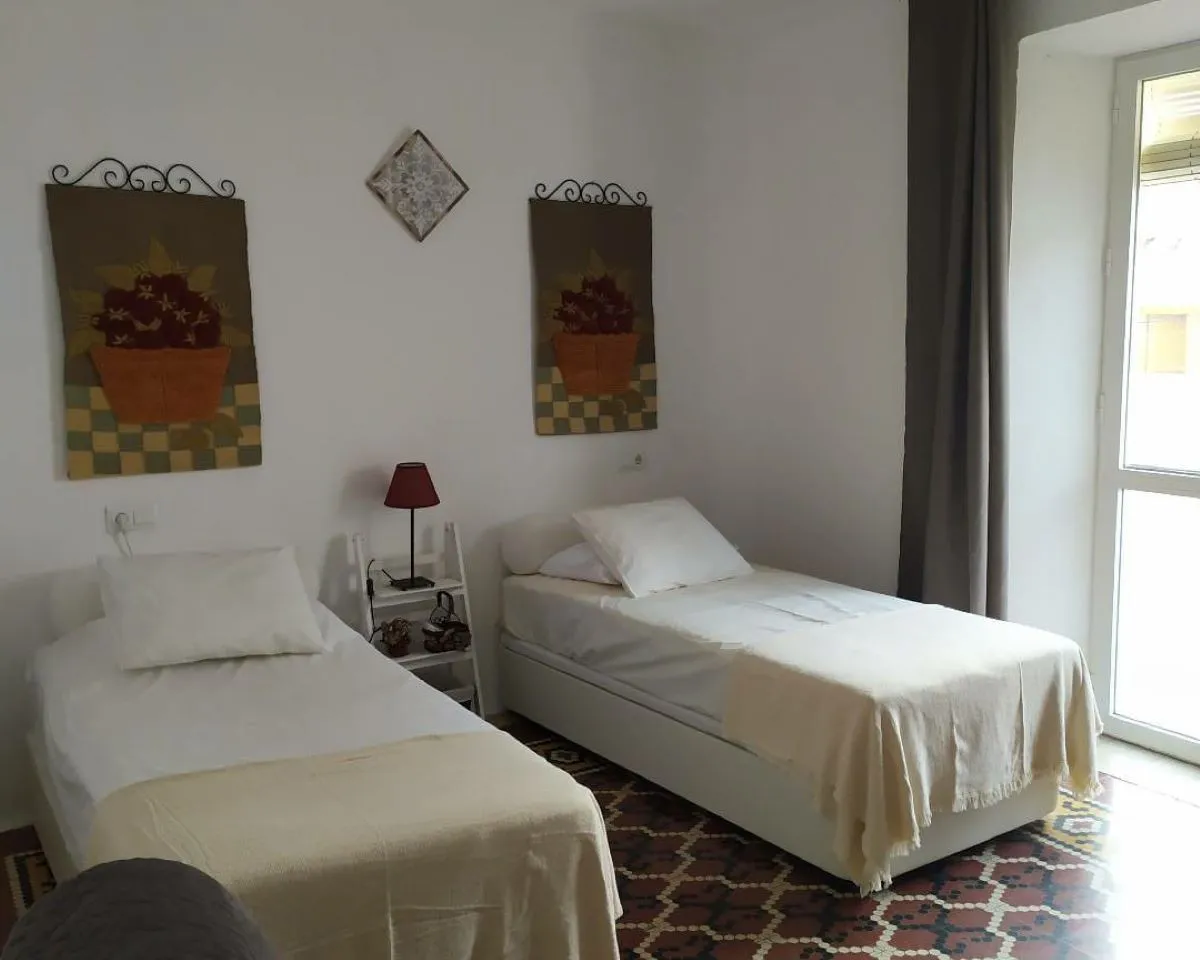 01ce2559-afbe-4c7e-ba15-6980bf17c84d