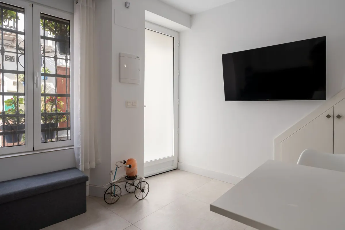 5b788014-27ef-41bd-8293-394c4487ffd5