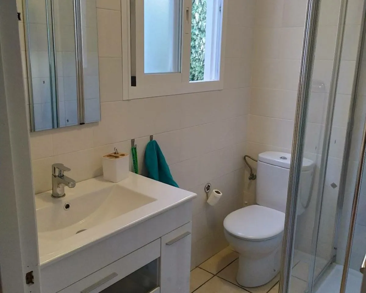 9445342f-a6d5-4a01-8990-10d646ea9850