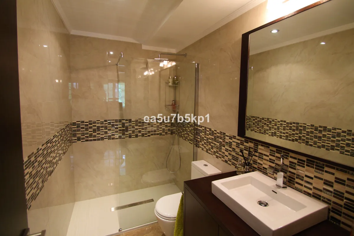 4cd4758c-6eeb-459a-9853-5564e397c159