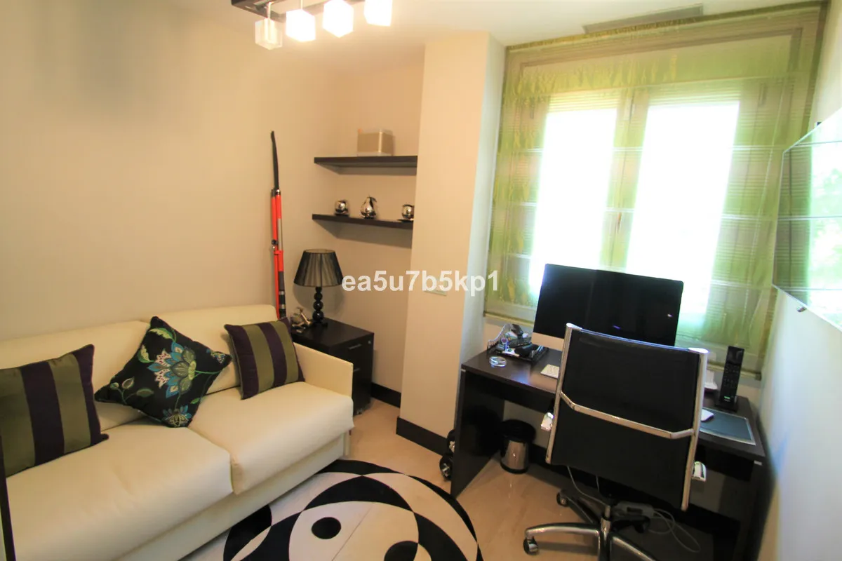 5fbc641f-8ea4-40ff-80be-88fc59d23328