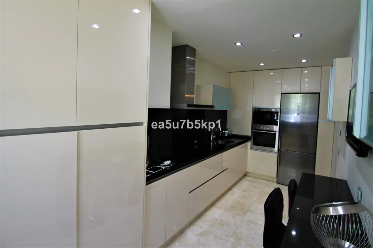 f1b83ed0-b8d6-4dd5-9a20-83b876c5367c