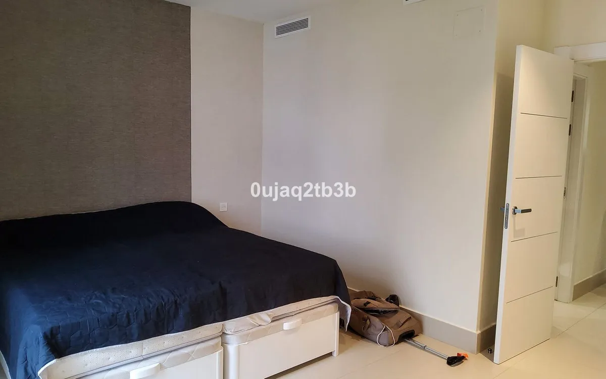 09740e7d-a606-4dc9-8a91-0c54caad5003