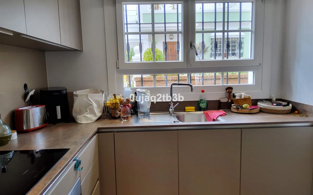 18542c51-b03b-4537-ae47-57f24a56da63