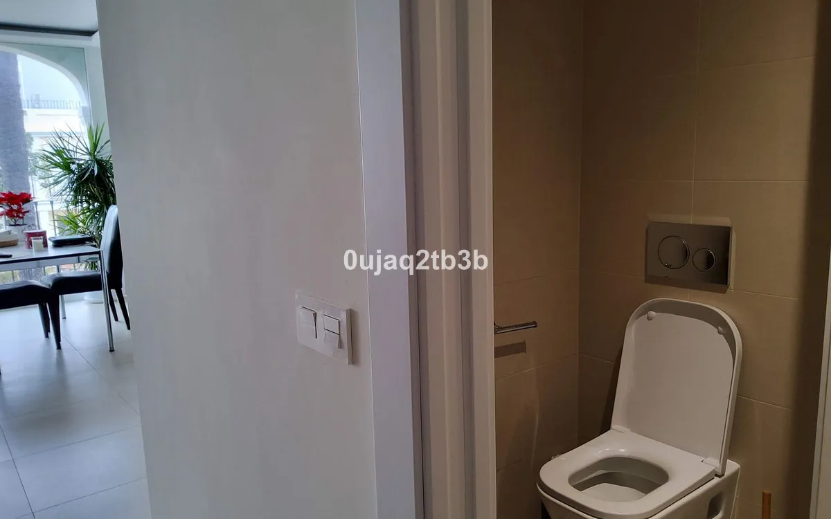 6dacfe8d-5834-40f0-aff2-e5b221d511f8