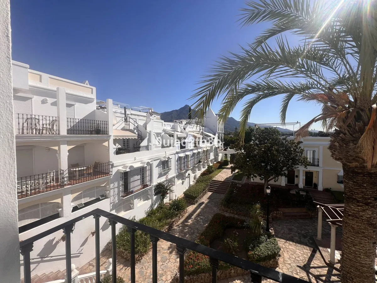 72ed74c1-bedc-4144-9f36-8ea1579d71de