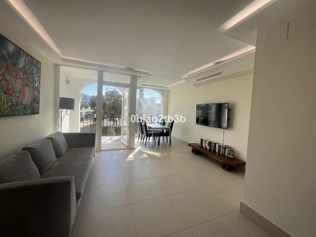 b70858c6-f3e0-4193-8f3a-5e988f675eb7