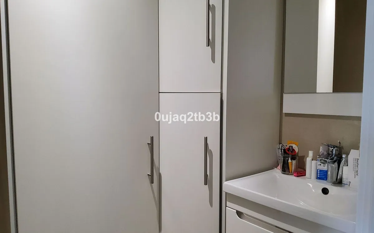 c9dcf3ef-73b2-4dca-be0a-e743bbc4ae7c