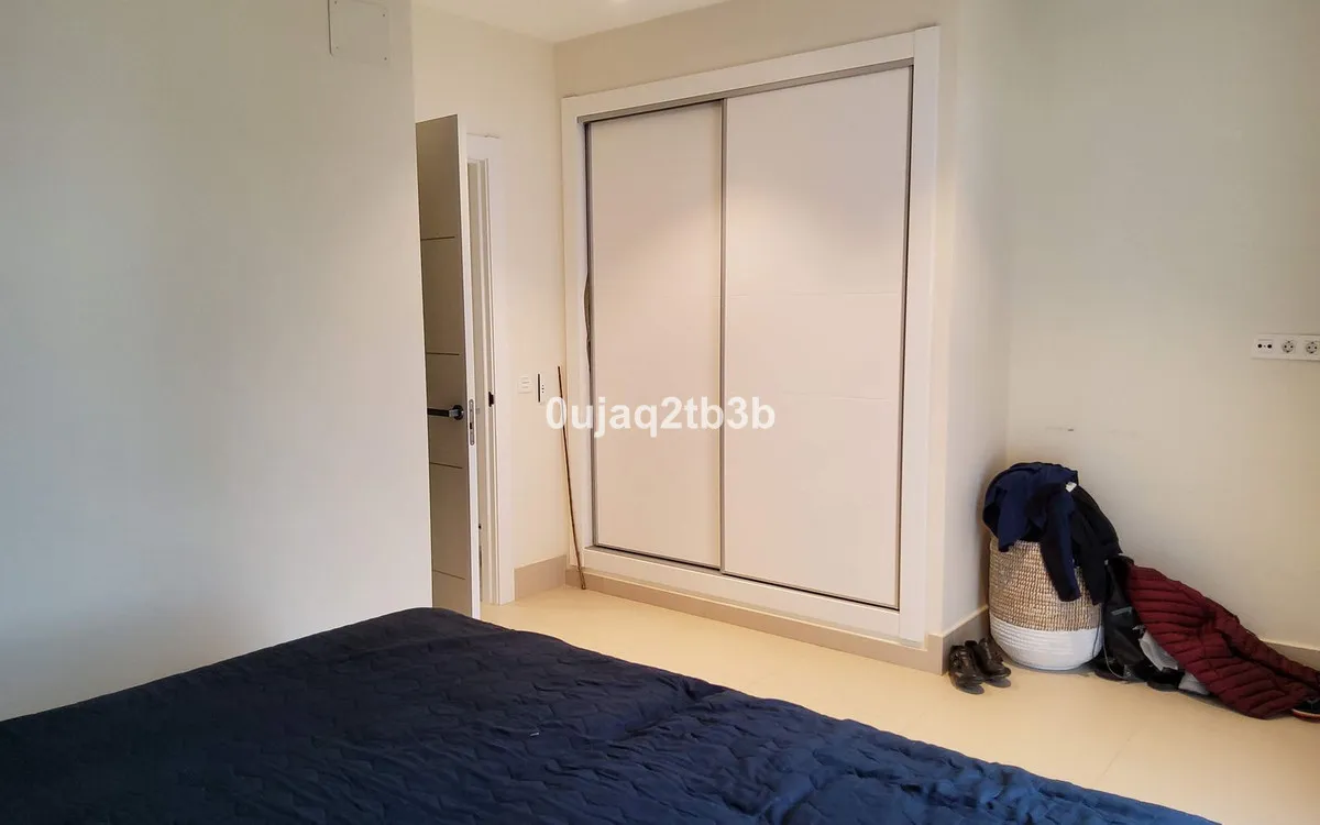 cff56d48-9aa6-4145-8f25-f8ea874e1e3d