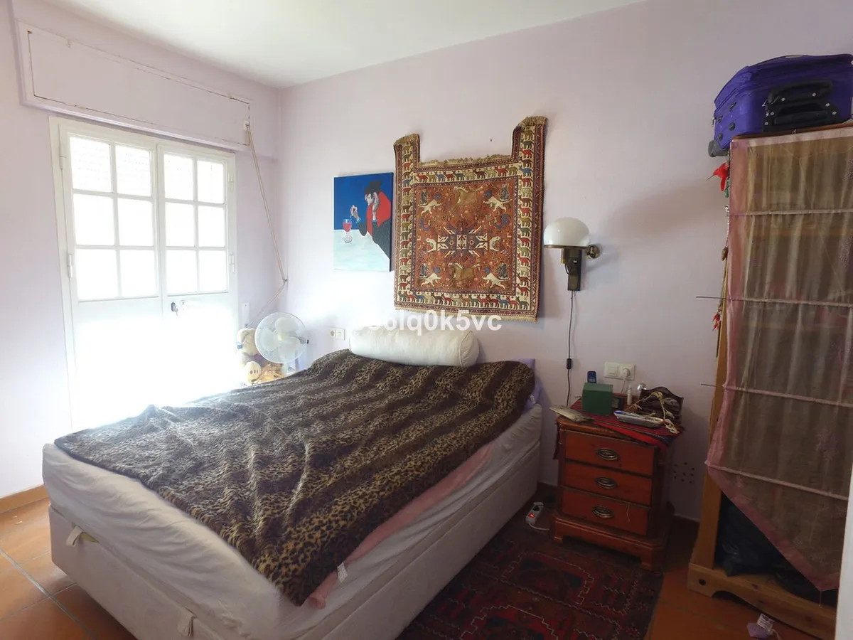 6a4c1884-974d-412e-b5a1-d4db6bb8ec3f