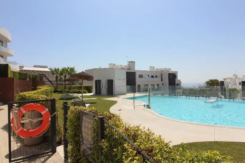 71ab11c5-81c6-40d7-a667-22ffd3539019