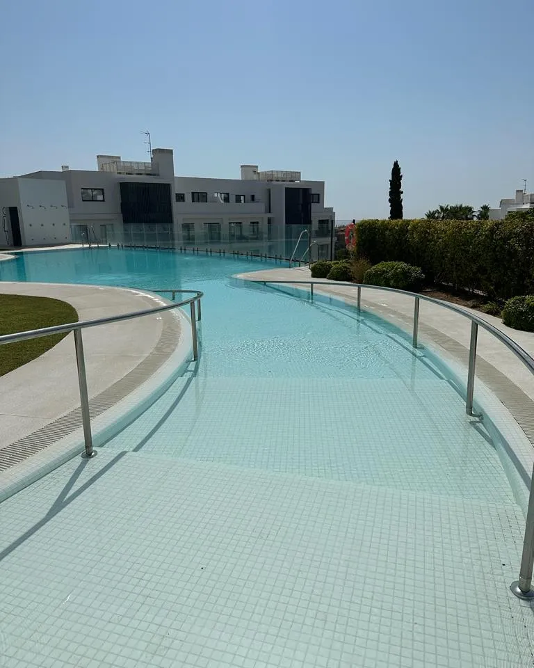 fe2198a6-438d-4939-8617-c20eda609e33