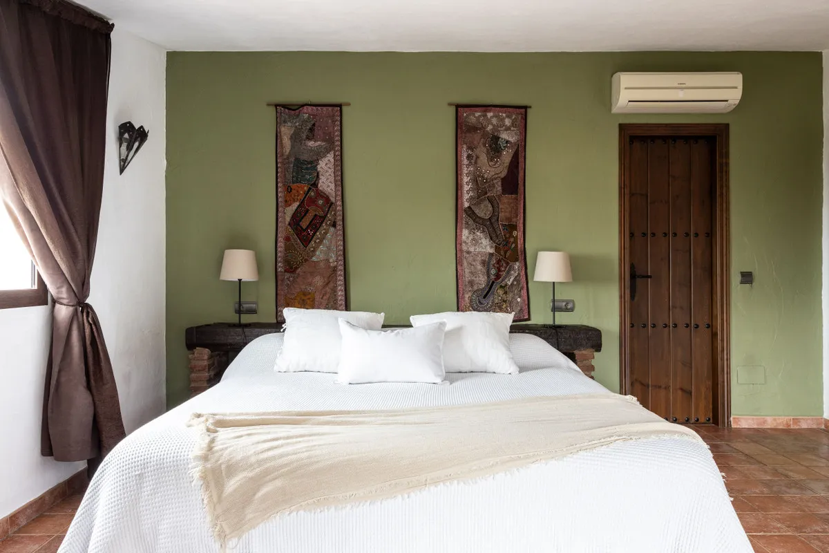 10b3529d-343f-42c5-9749-b54c76f19e81