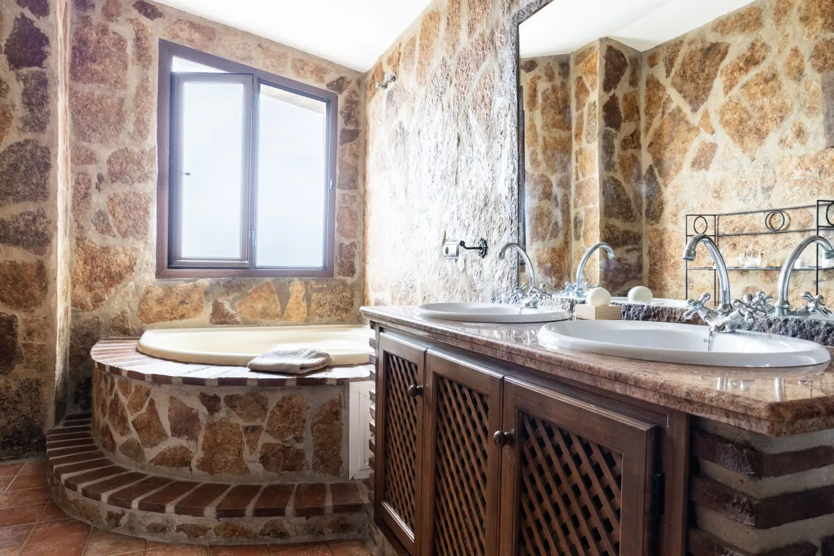 b7001342-fd8e-4655-9a28-ef64fd1e0973