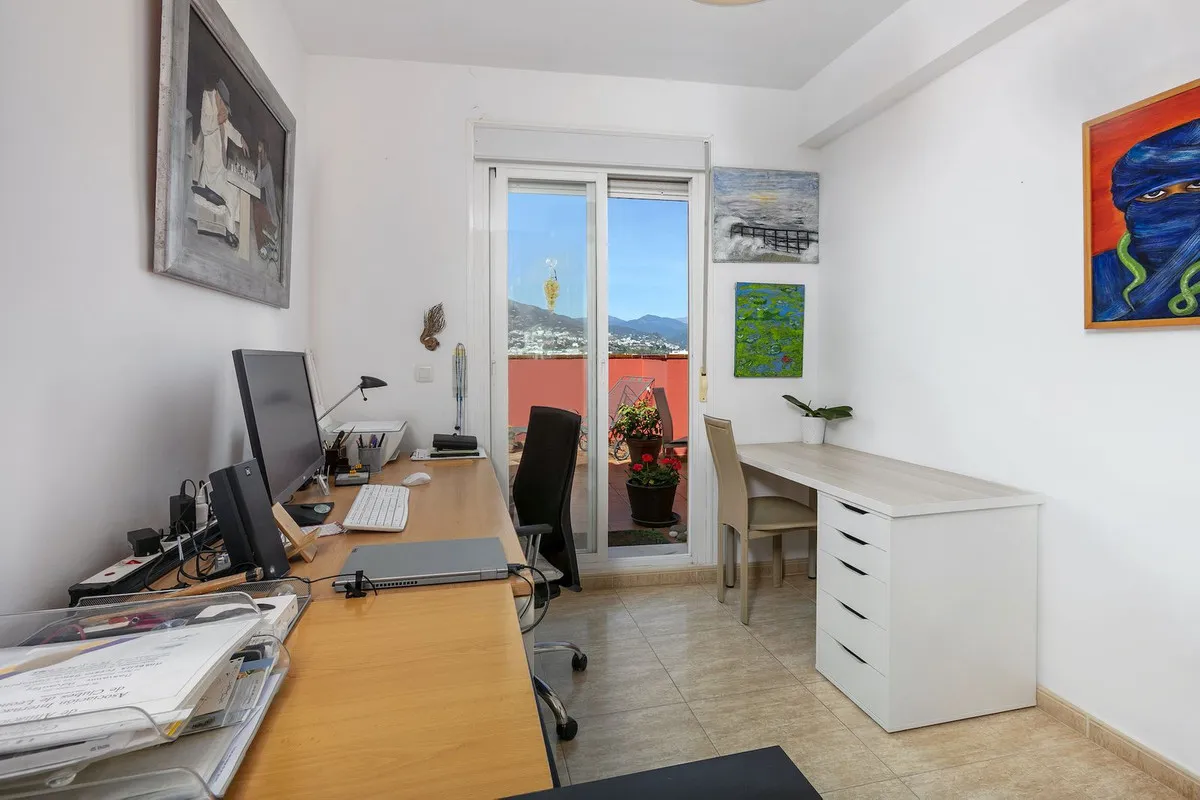 69d50120-9505-4845-b8fc-e3f2aeb823ec