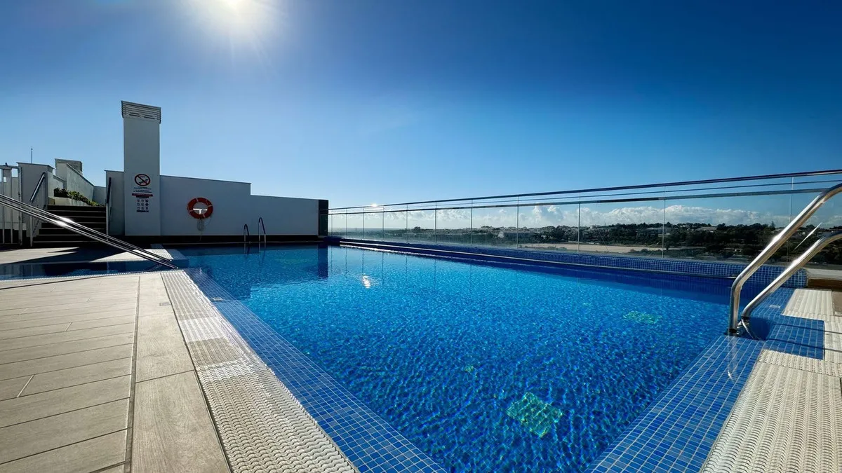 e7ec2d17-dd7e-447b-bc24-875adb48a4e3