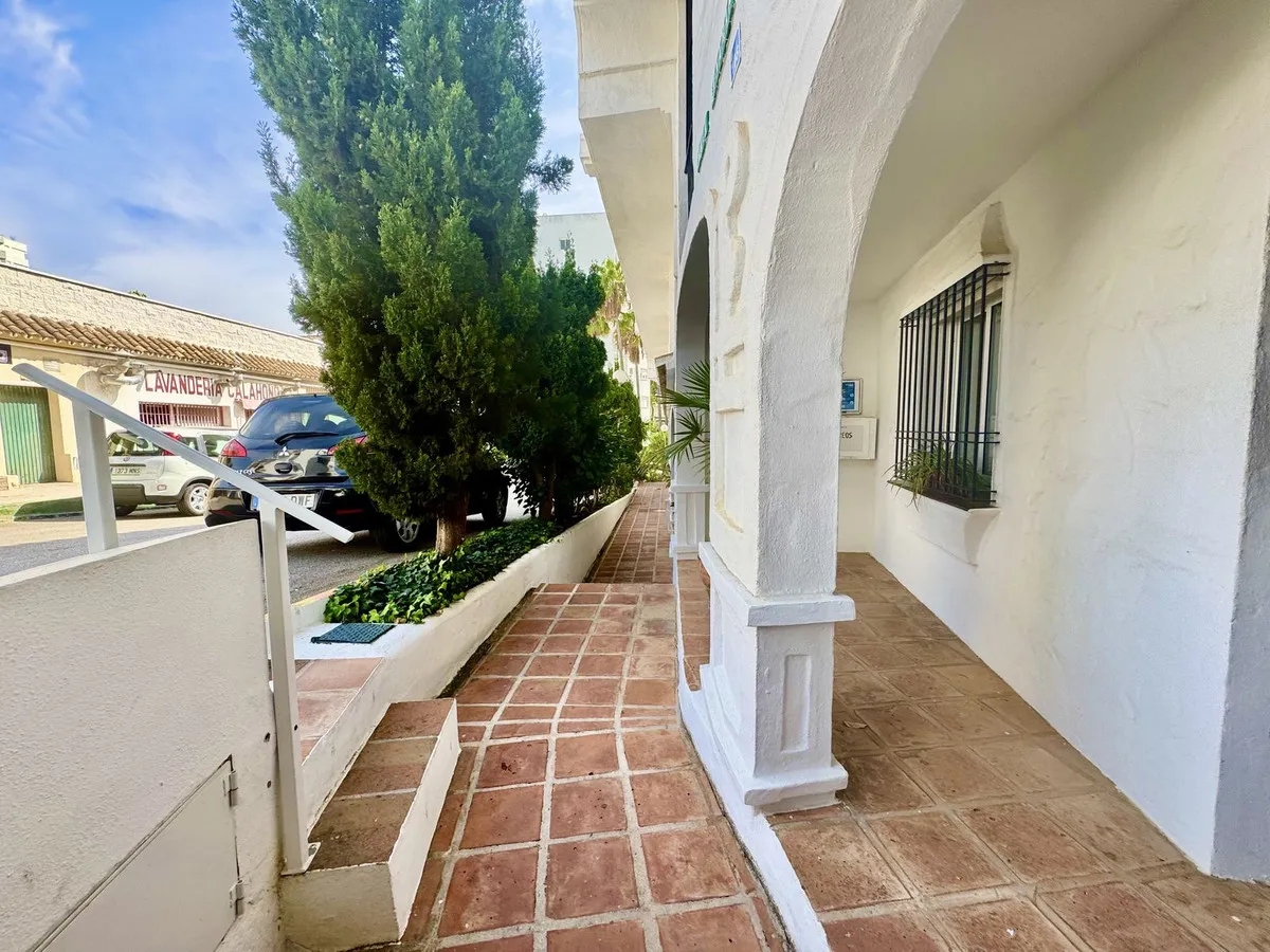 086d596c-0f36-4ae6-b9d0-e43cff57f1f1