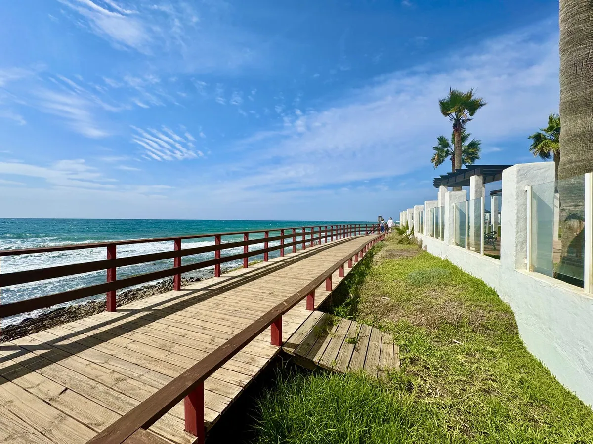 7f68ef53-89d0-4e83-b228-758013467241