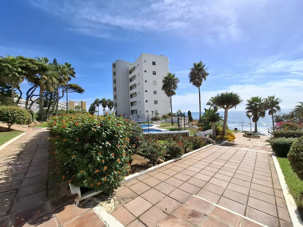 385b962b-09c7-4f1c-9b7a-3fdbedc72f35